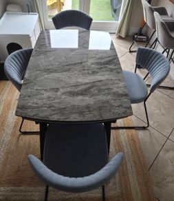 Extending Marble Dining Table & 4 Chairs