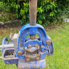 Record Pipe Bender