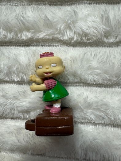 2001 Lil Lillian DeVille 2" Weetos Cereal EUROPE PVC Action Figure Rugrats Used Please look at the pictures