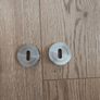 Assorted door fittings Image 3