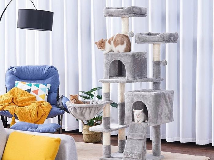 Cat Tree, 147 cm cat tower, Multi-Leve cat condo MULTIPLE COLOURS (FREE POSTAGE)