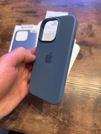 Original Apple iPhone 15 Pro Silicone Case Winter Blue