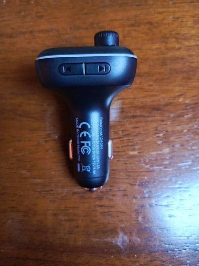 Bluetooth FM transmitter
