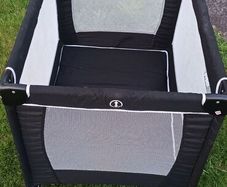 folding playpen