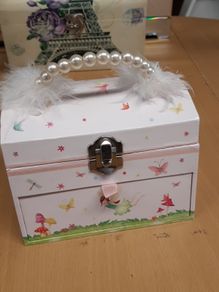 Child's jewellery box