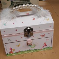 Child's jewellery box