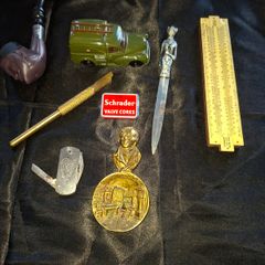 Box Lot, Antique Brass souvenir tea caddy spoon features a bust of Scottish poet Robert Burns and an embossed scene of his cottage in Alloway, Guinness penknife, Corgi Van, 1948 Brass Glass Cutter, Metal Letter opener, vintage Unique brand slide rule made