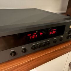 NAD 5000 CD Player with remote