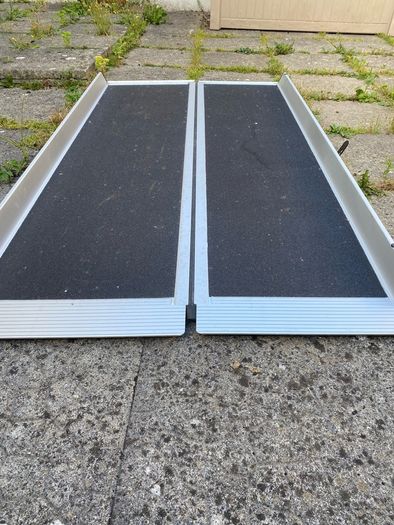 Lightweight Aluminium Wheelchair ramp