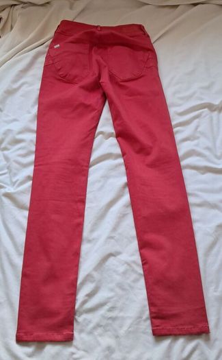 Salsa secret jeans Size 28/32 Zip fly Red in like new condition
