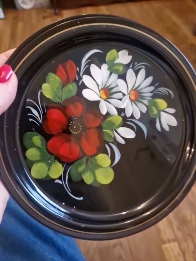 folkart tin plates