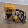 DeWalt DWE6005 Compact Edge Laminate Trimmer Image 3
