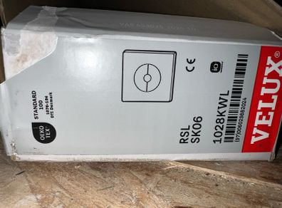 Velux solar powered blind