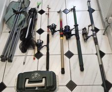Fishing rods(set of 4), chair & box
