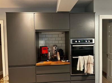 Kitchen units and appliances