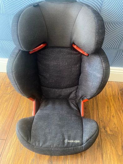 childs car seat