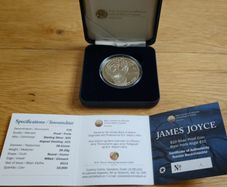 MINT ERROR - Central Bank of Ireland 10 Euro Silver Proof 2013. Mint Error. Unc. James Joyce.