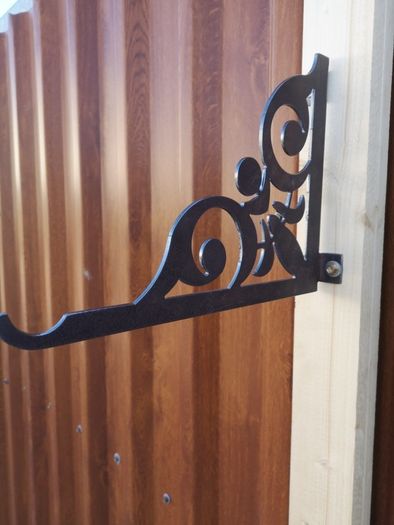 Hanging basket brackets