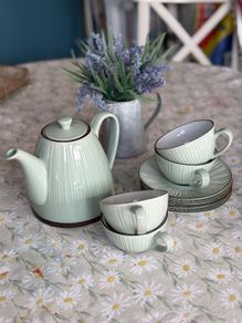 Carolyn Donnelly Eclectic Tea Set