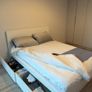 King bed Image 3