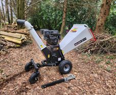Lugmag Rambo wood chipper - only 20hrs use
