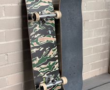 Globe Complete Skateboard