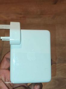 Apple 140W USB-C Power Adapter
