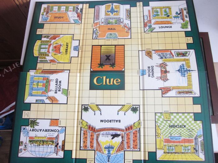 Clue Classic Detective Game Wooden Box