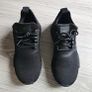 NMD's triple black Image 3