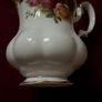 Royal Albert Ware Country Rose Image 4