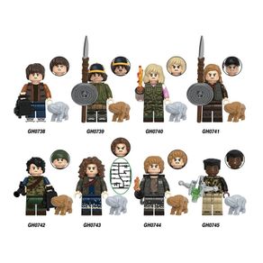[8-Pack] Stranger Things Season 4 Minifigure Bundle