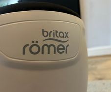 Britax Romer Dualfix 0-18kg