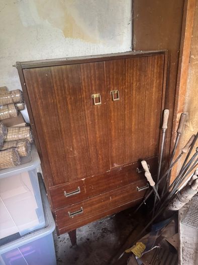 Mid century style wood veneer cabinet, 2 doors over 2 drawers
