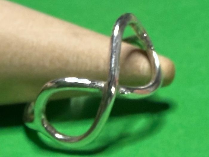 Handmade sterling silver infinity ring. Size p&1/2