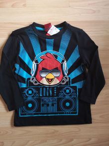Brand new T-shirt with long sleeve size 3-4 years old