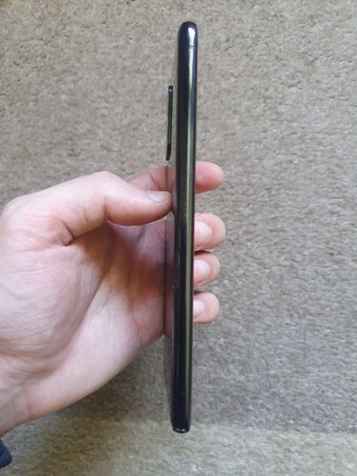 Samsung Galaxy S20 Plus 4G 128GB Cosmic Black Unlocked + Free Case