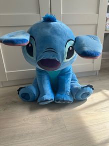 Disneyland large stitch