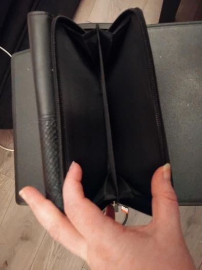 black purse new