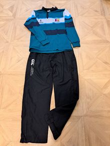 PE uniform