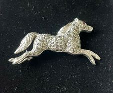 Brooch