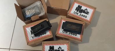 Paslode Replacement 7.4V 4Ah Li-ion Batteries