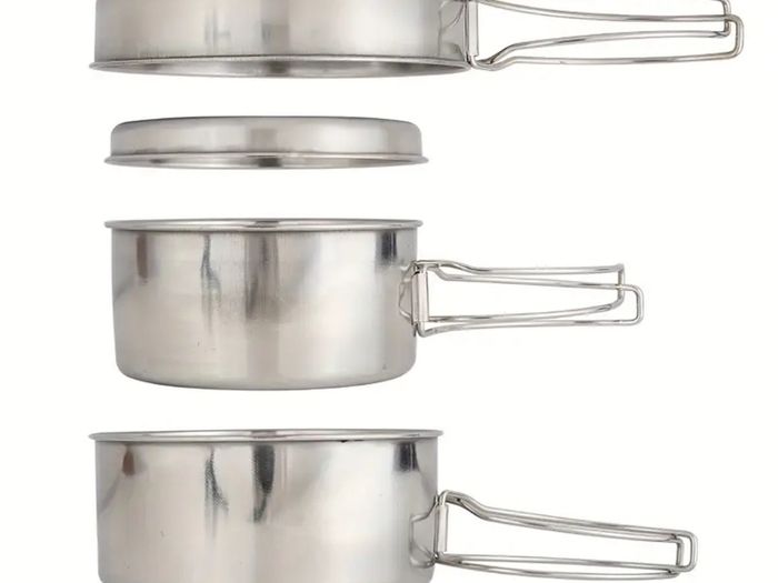 4 pieces camping cookware set. Compact and lightweight