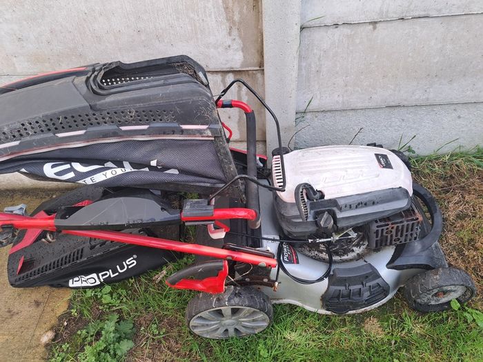 Lawnmower