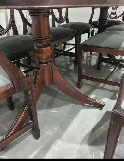 Extendable antique dining table for 8