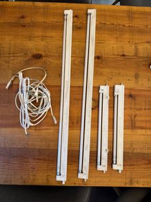 robus under cabinet flourescent strips x 4