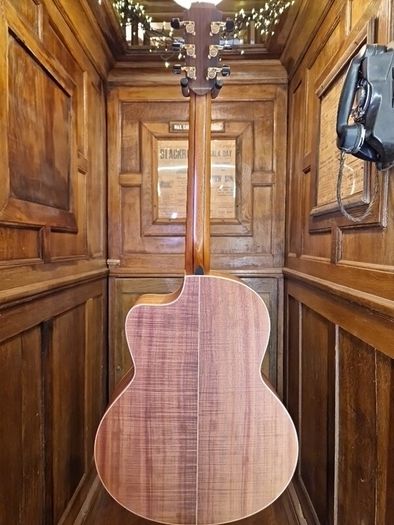Lowden F-35c