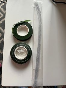 Sugar paste flower making tape and wires