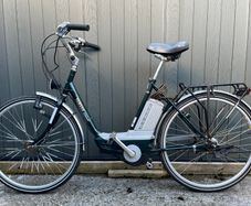 Yamaha Dutch Style Mid-Drive Li-ion EBike