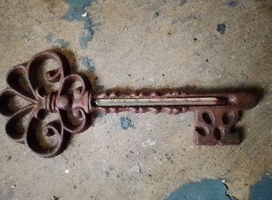 Vintage Metal Skeleton Key Thermometer