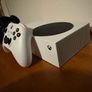 Xbox series s + controller Image 6